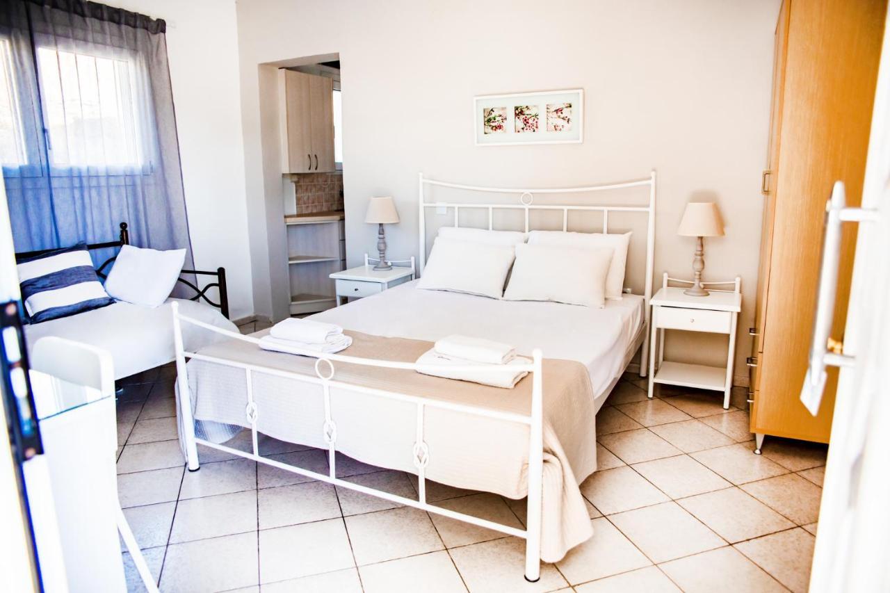 Filia Rooms & Apartments Agioi Apostoloi  Exterior foto